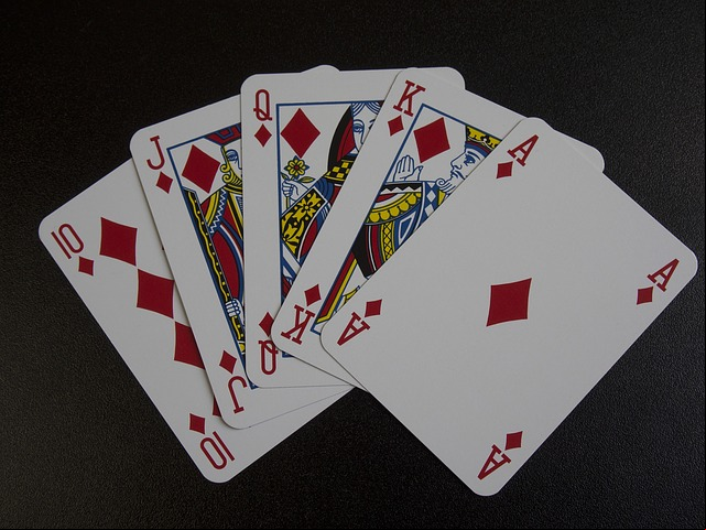 Play real money Caribbean Stud Poker Online